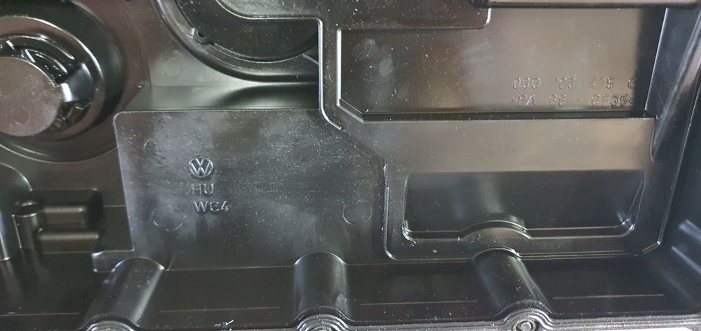 Capac culbutori motor 2.0 tdi BMR BMN BKD BKP passat b6 golf 5 skoda