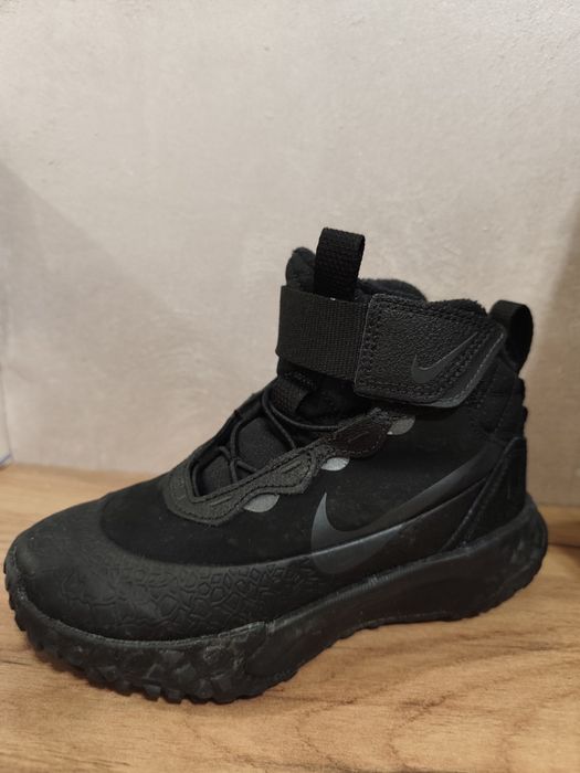 Обувки маратонки Nike Terrascout