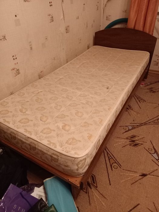 Кровать односпальная