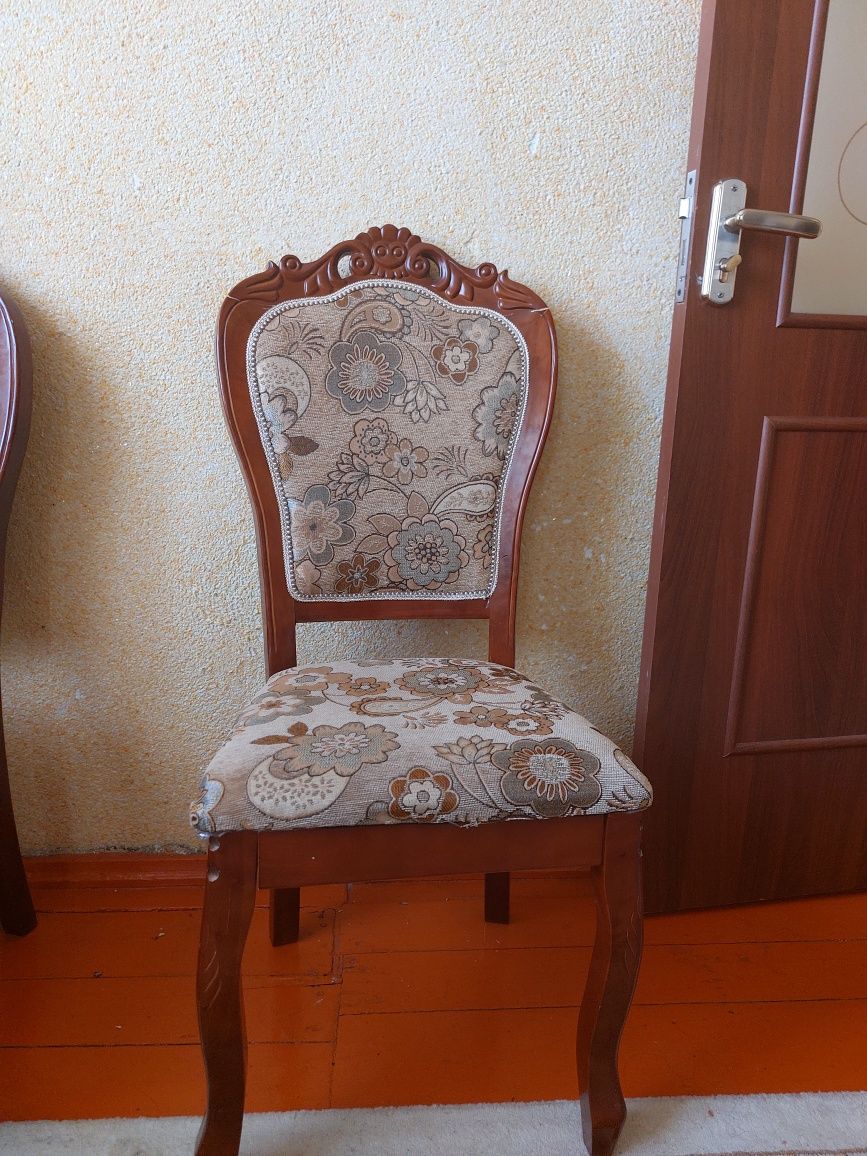 Продам буу стулья