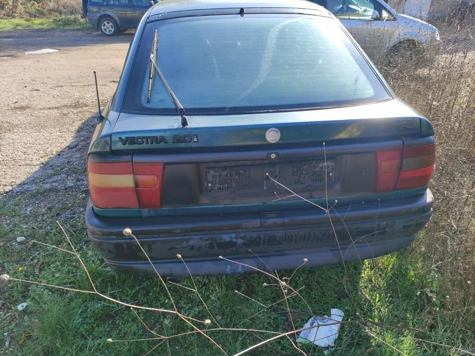 Opel Vectra 2.0 :  цяла или на части