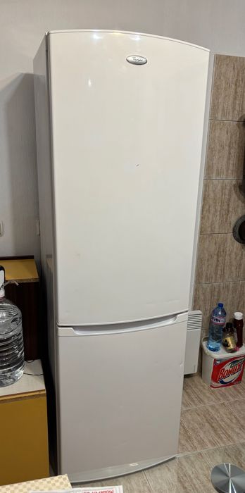 Хладилник Whirlpool