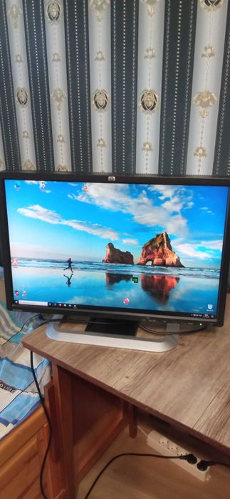 Употребяван Монитор HP 24"