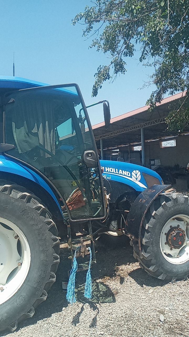 NEW HOLLAND TD5 qishloq xoʻjaligi texnikasi