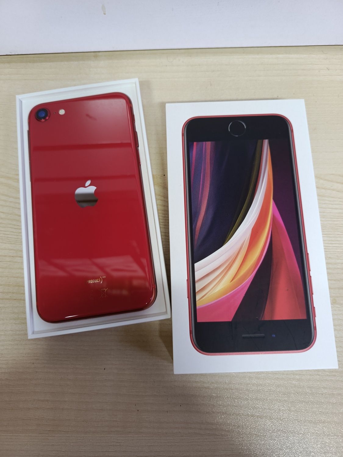 IPhone SE 2022 б/у