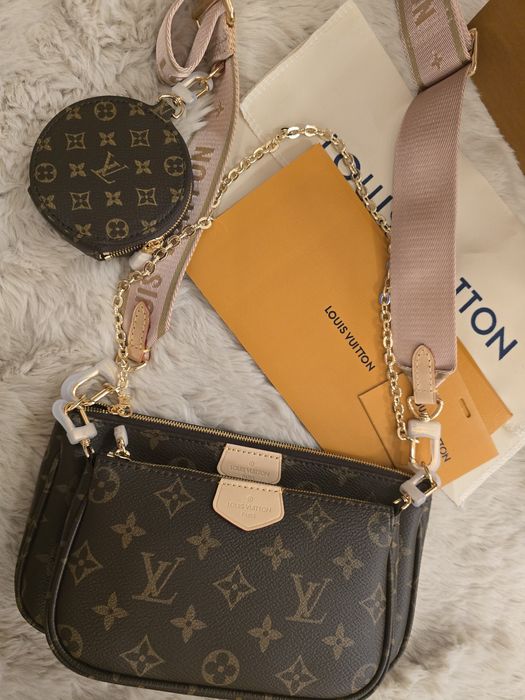 Налична чанта Louis Vuitton Multi Pochette Accessoires