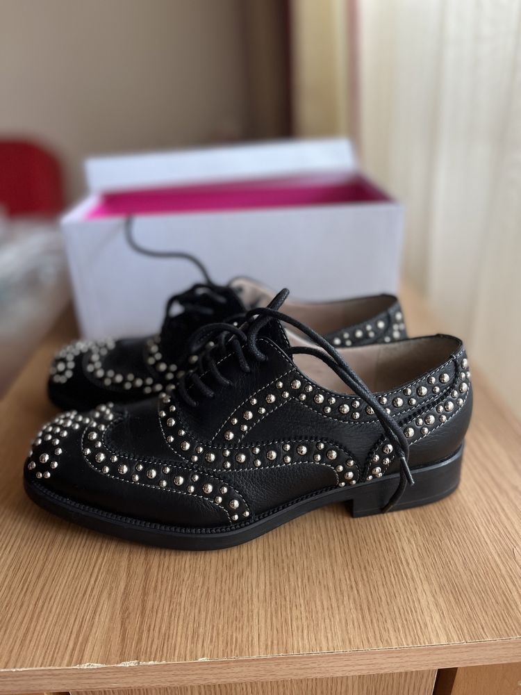 Pantofi Oxford din piele