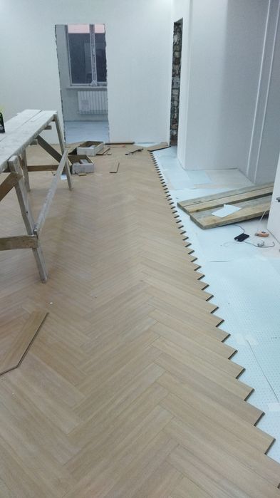 Укладка ламината, любой сложности ,ёлочка кварцвинил , наливной пол