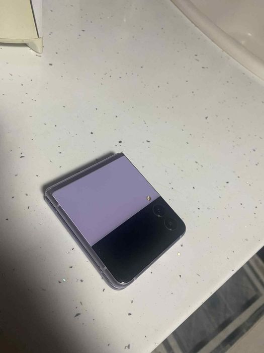 !!НОВО!!  Galaxy Z Flip3 5G