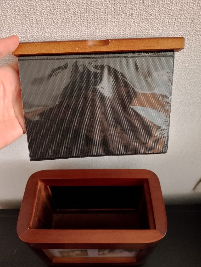 Дървен фотоалбум, чисто нов, въртящ се, с два прозореца