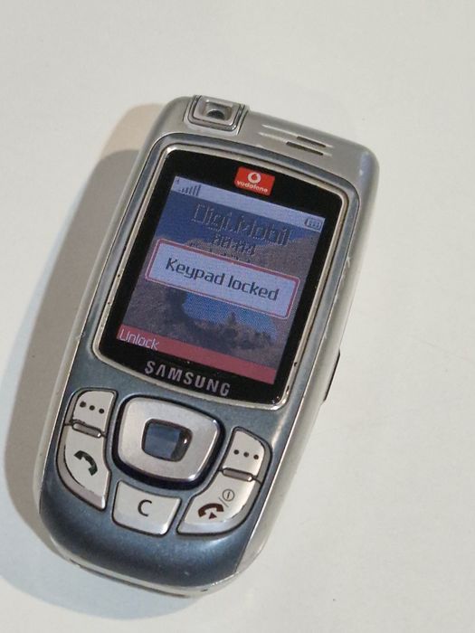 Telefon Samsung slide cu încărcător original