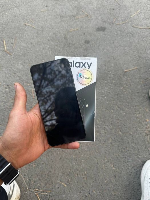 Samsung a17 sotiladi