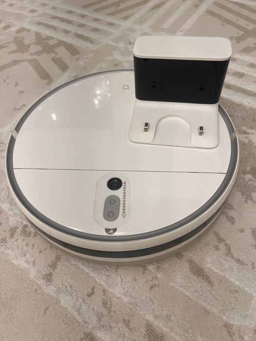 Продам робот пылесос , новый.
