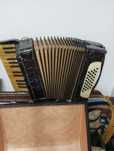Acordeon marca Royale Universal