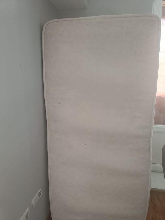 Отдам матрасы б/у