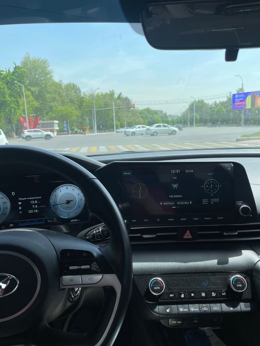 Hyundai elantra 2021