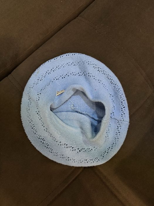 Продам новые береты и шапки