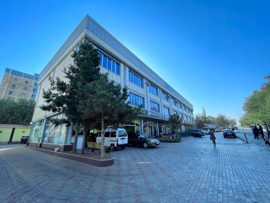 Аренда 1000 кв 2 этаж первая линия метро рядом Юнусабад