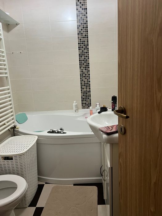 Apartament de inchiriat