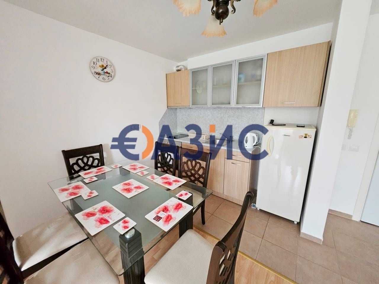 Продава се Двустаен апартамент в к.к. Слънчев бряг - 63 кв.м за 1032 €/кв.м - Снимка #7