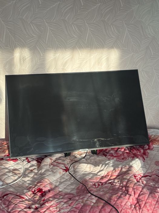 Телевизор YASIN(на запчасти)