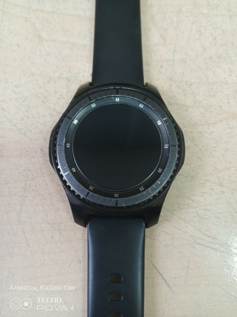 Продам Samsung gear s3 frontier.