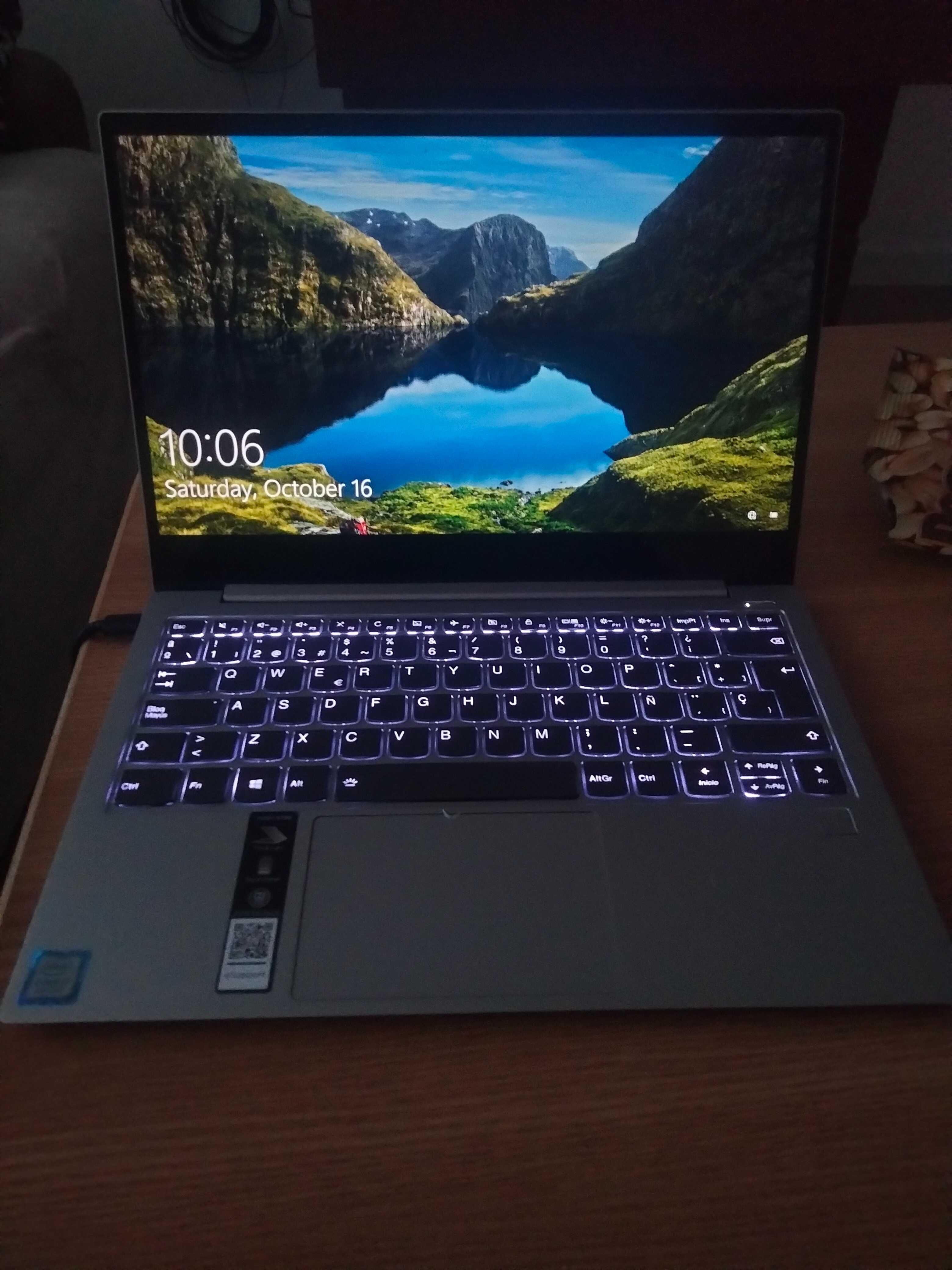 Lenovo Yoga S730-13IWL ultrafin, foarte rapid