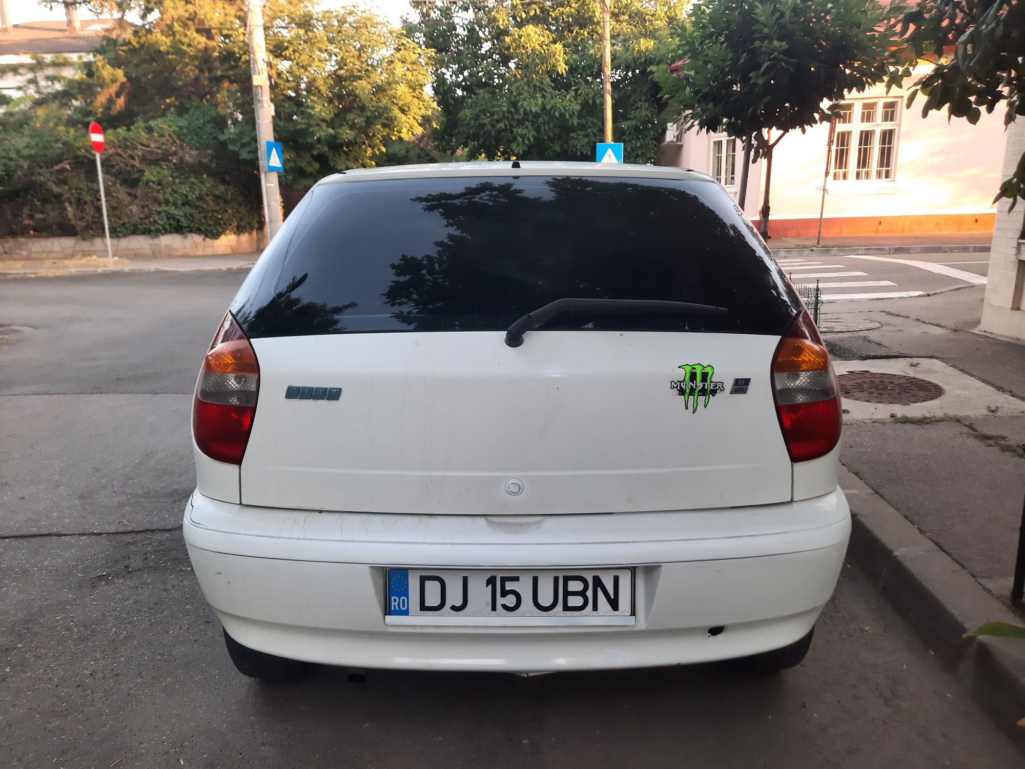 Vand Fiat Palio 2005 1.2 benzina, A.C, acte val.1 an la SUPER PRET!!