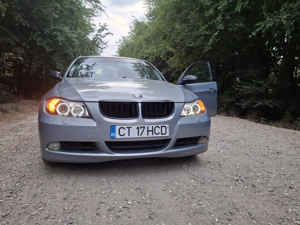 Vând Bmw seria 3 E90