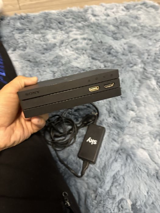 Playstation 4 slim cu ochelari VR