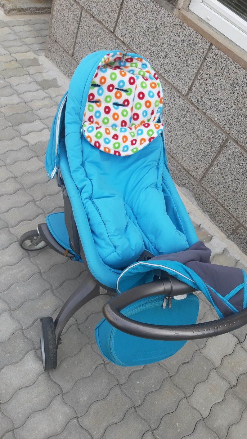 Бебешка  количка  STOKKE