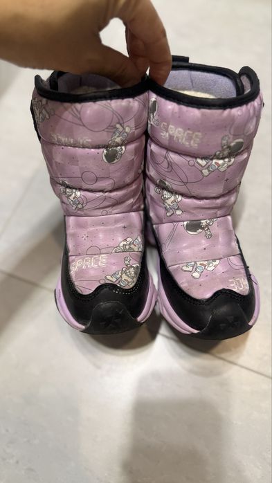 Зимние дутики. Зимние сапоги на девочку