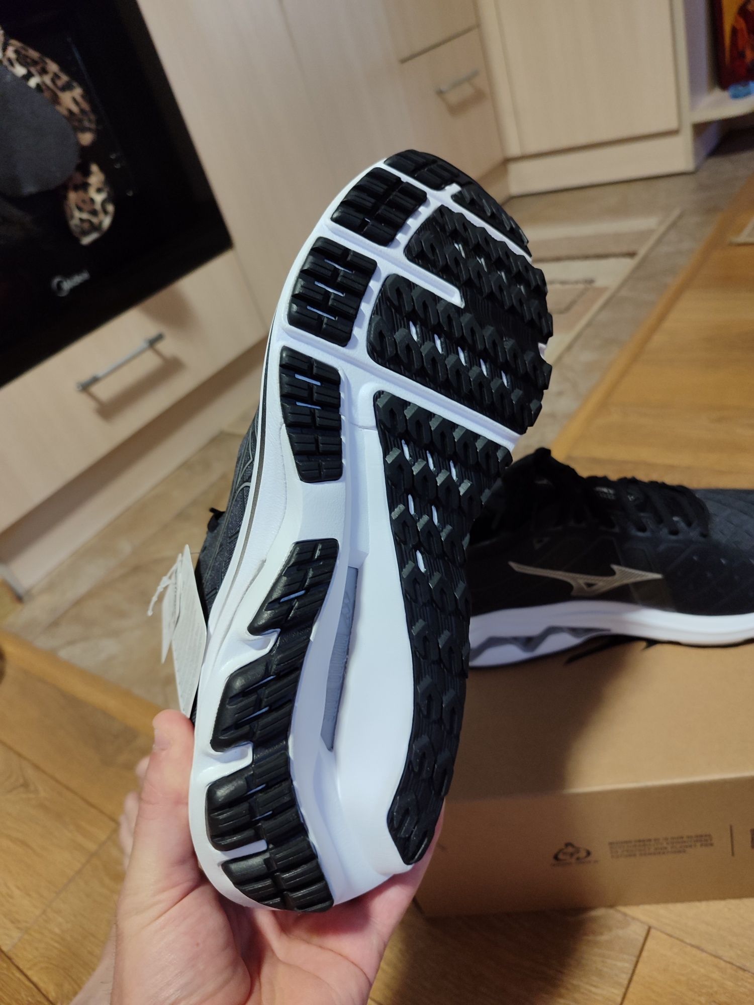 Mizuno Inspire 18, Намалени!