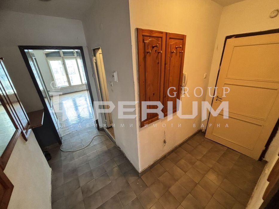 Продава се Двустаен апартамент в Варна, Колхозен пазар - 64 кв.м за 1969 €/кв.м - Снимка #6