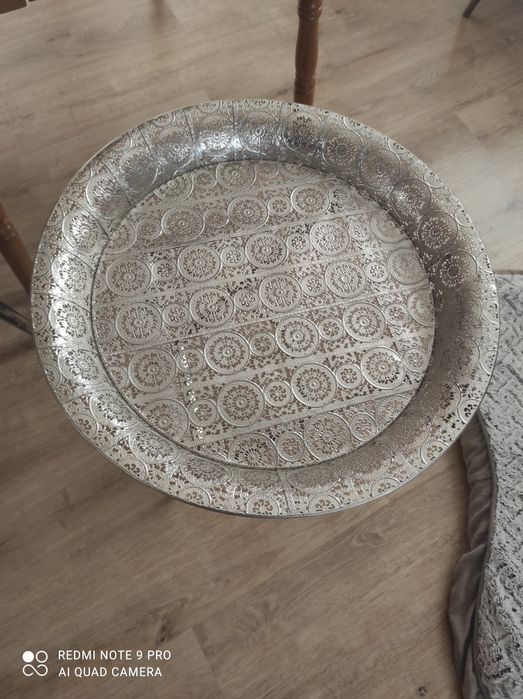 Сгъваема метална масичка