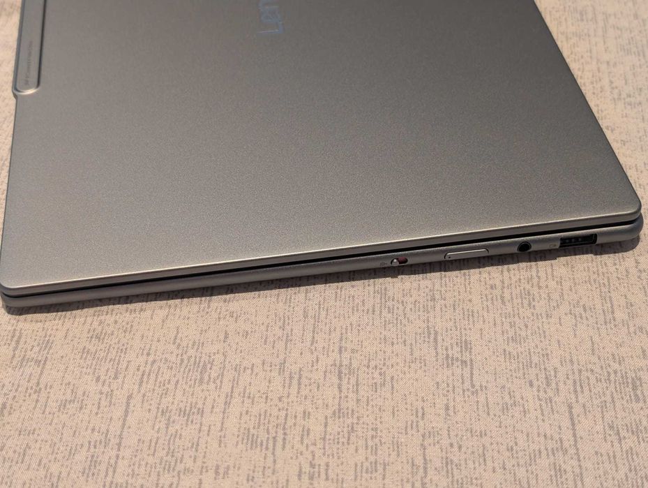 Lenovo Yoga Slim 7 Ultra 7 258V 14" 2.8K WQXGA+ OLED 120Hz 32GB 1TB