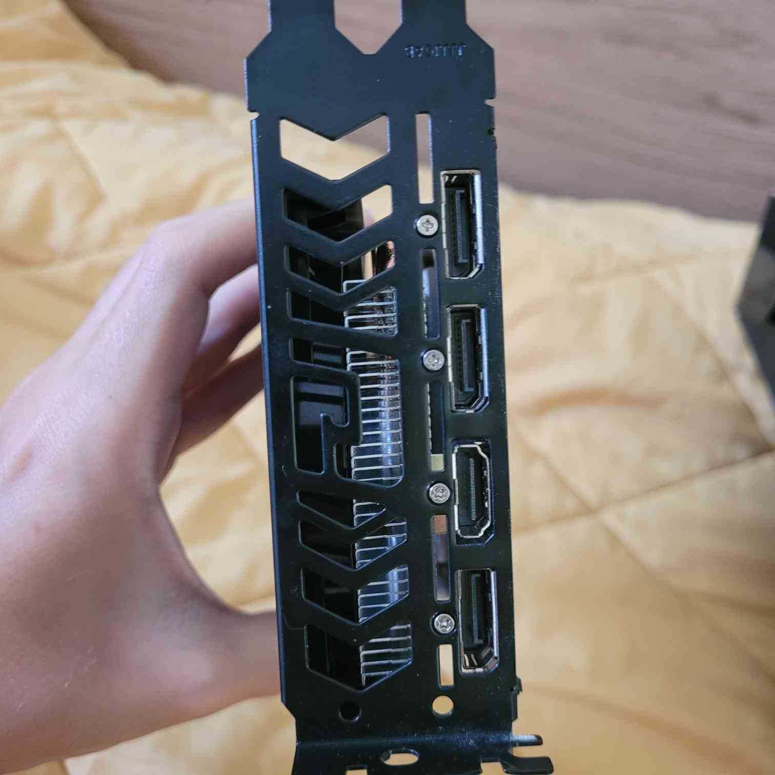 Видео карта (AMD Radeon RX 6600 XT 8GB)