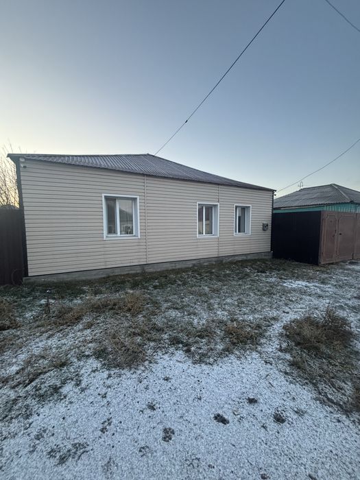 Продам 3 ком дом на Комсомольком поселке по улице Ш. Тогжигитова 89