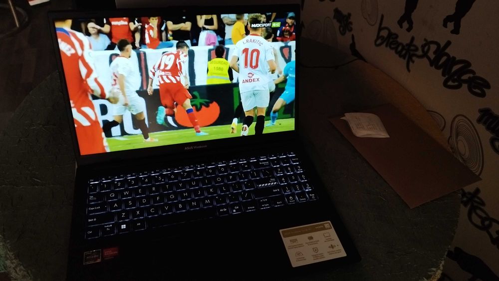 Нов! ASUS VivoBook Go 15 E1504FA + ТВ от А1 за 12 м.