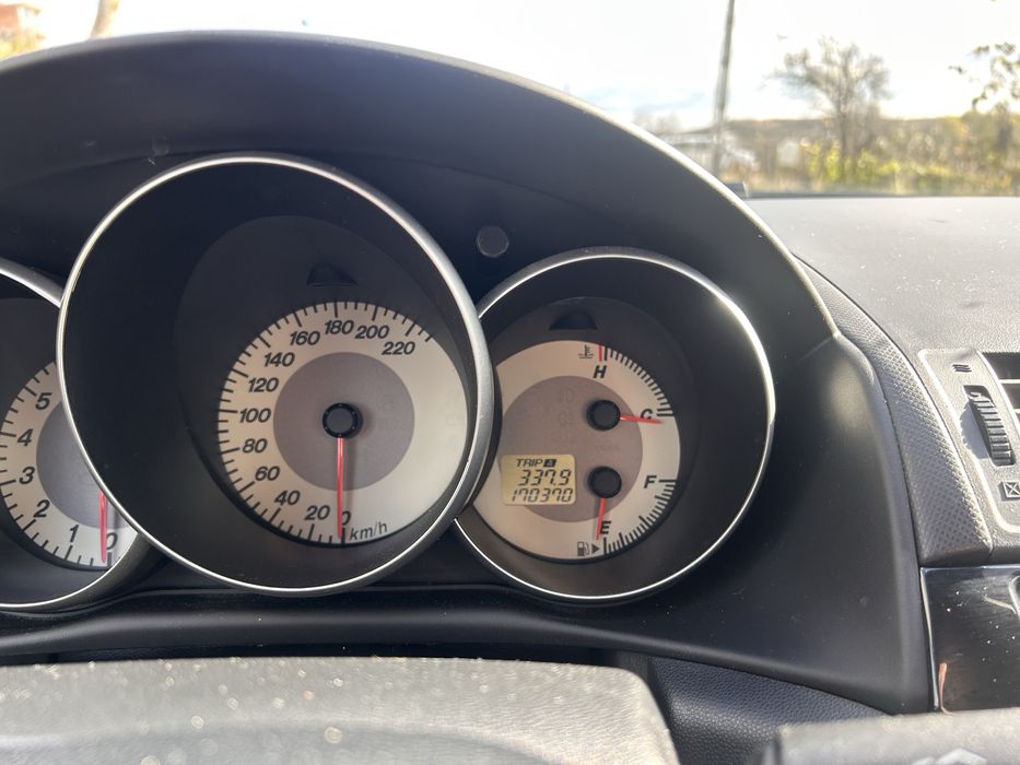 Vand Mazda 3 1.6 benzina