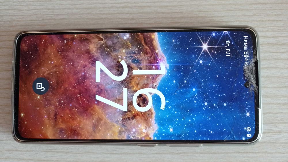 Motorola G72 256 GB със счупен екран + подарък гръб и адаптер