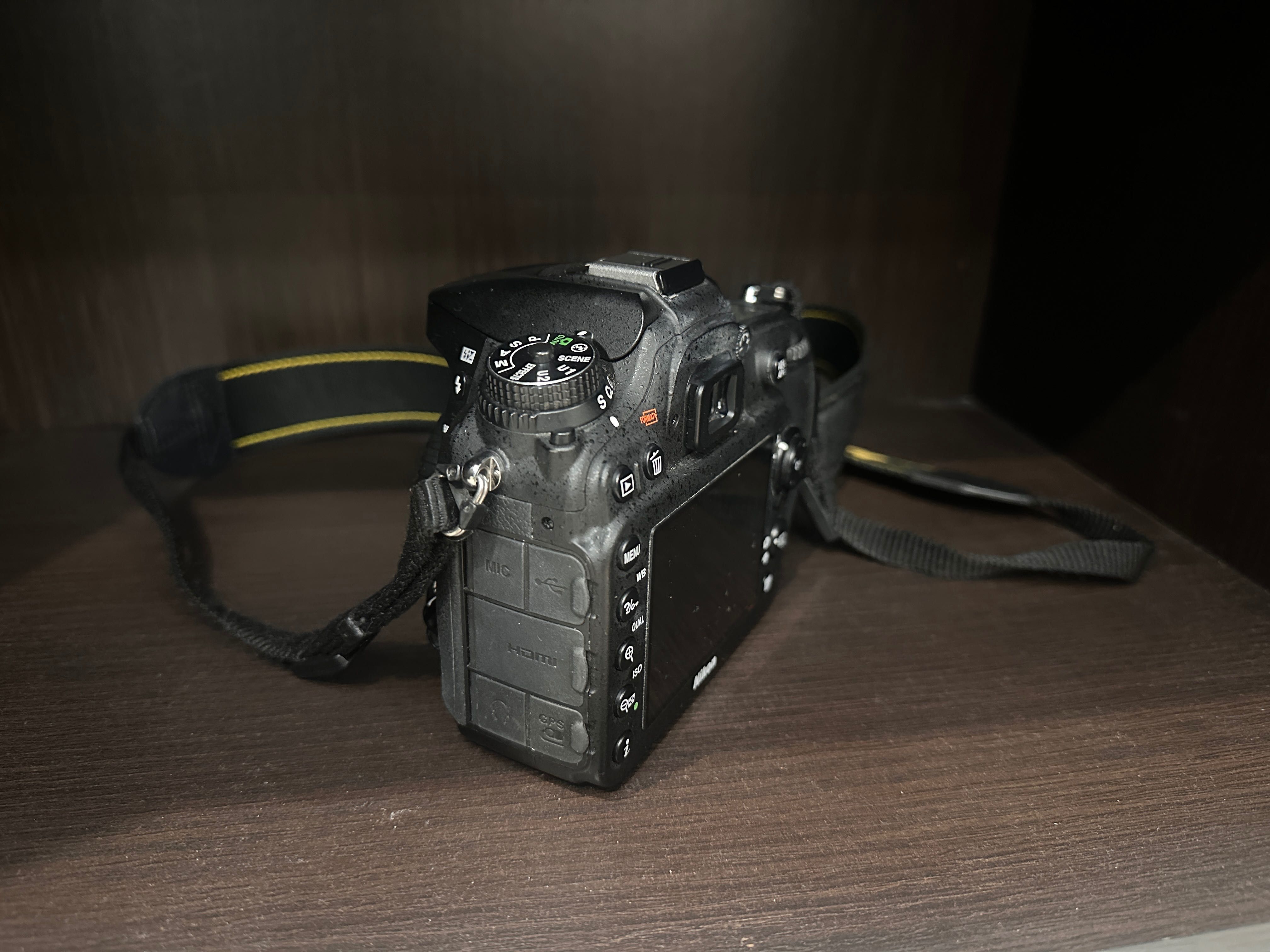 Фотоапарат Nikon D7100