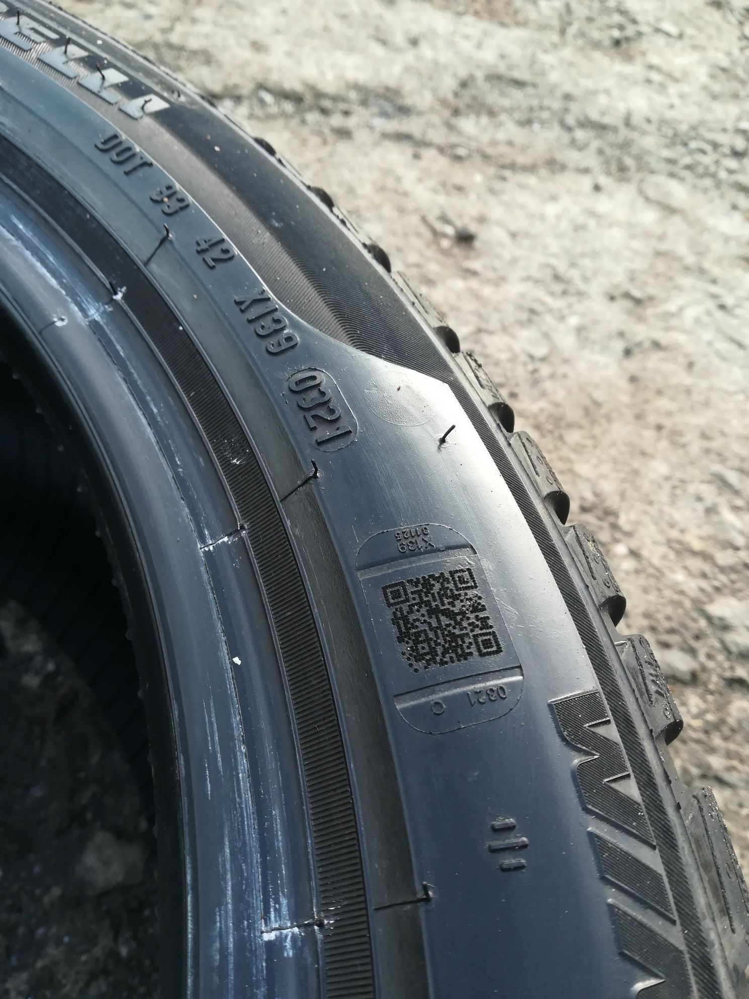 M Paket 18-255/40+225/45 PIRELLI Sottozero 3 RSC dot0321