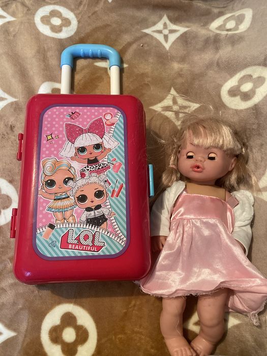 Отдам игрушки для девочки