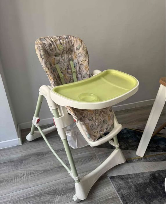 Стул для кормления
