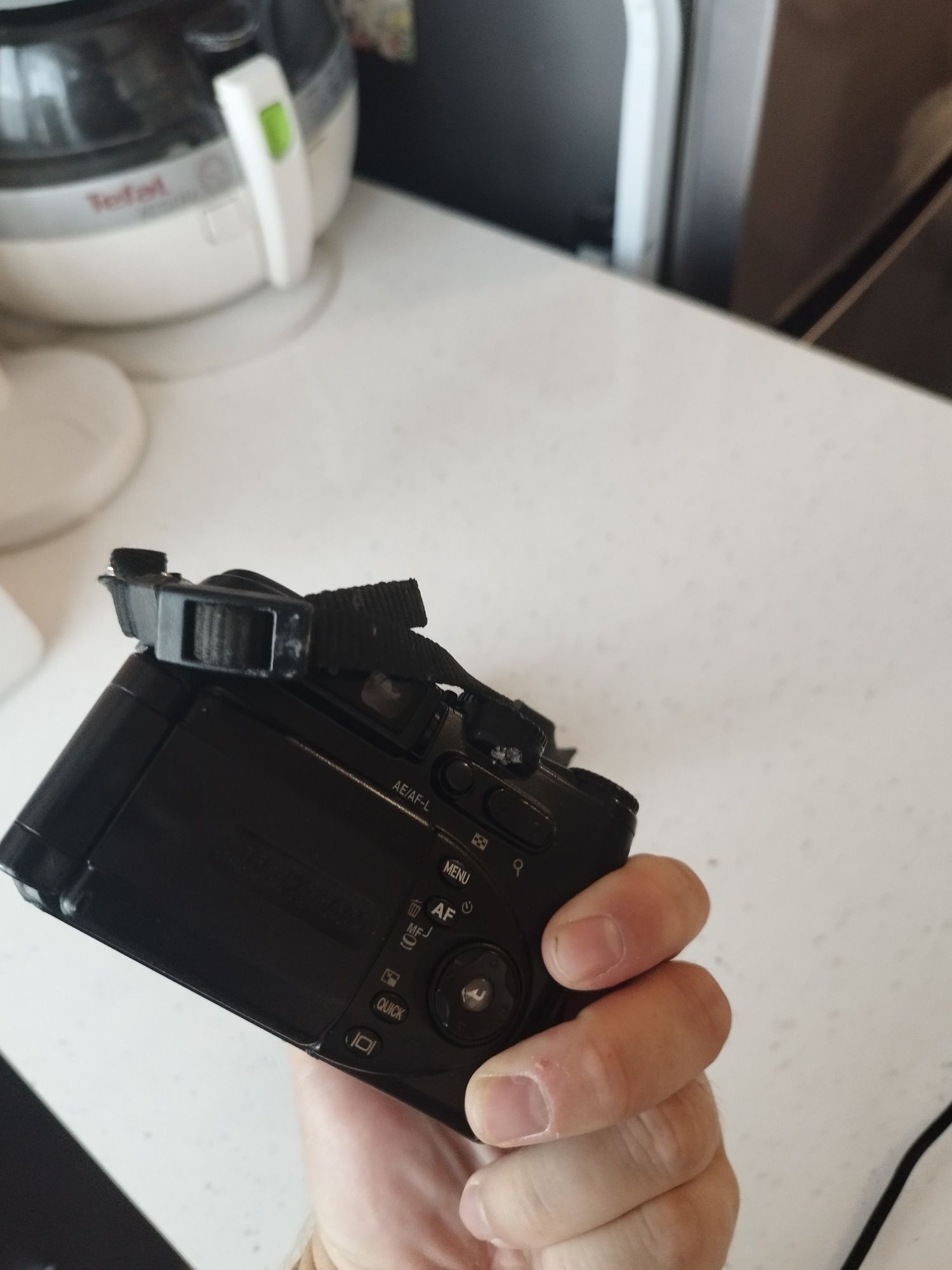 Продавам цифров апарат Nikon