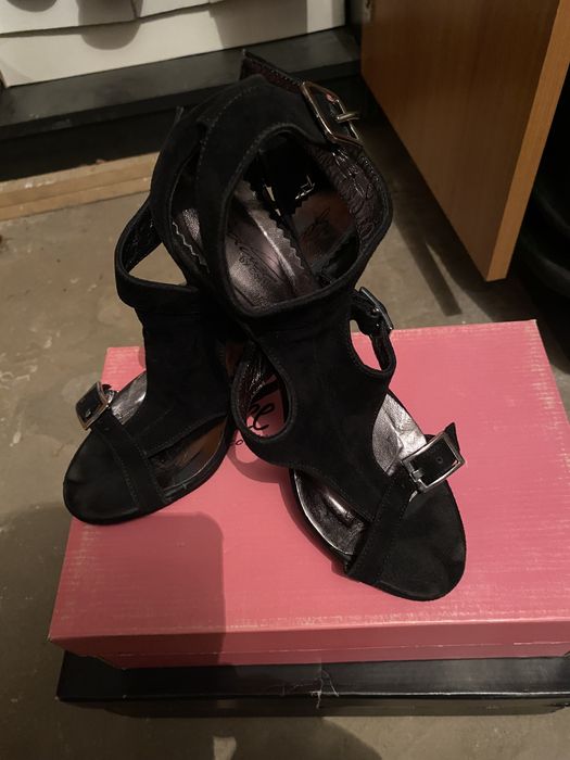 Sandale piele intoarsa negre