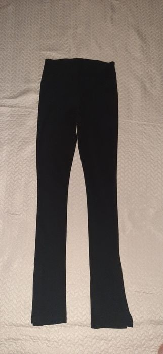 Pantaloni Zara marimea S, purtati o data