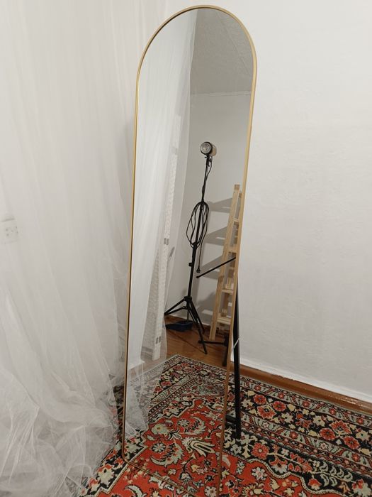 Продам зеркало  напольное