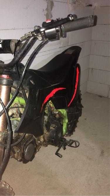 KXD Pro 125 cc Vând